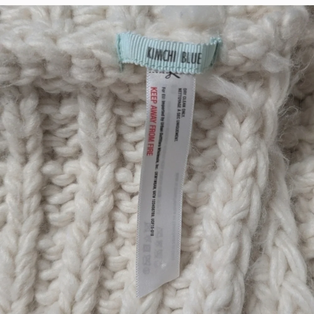 Kimchi Blue infinity scarf